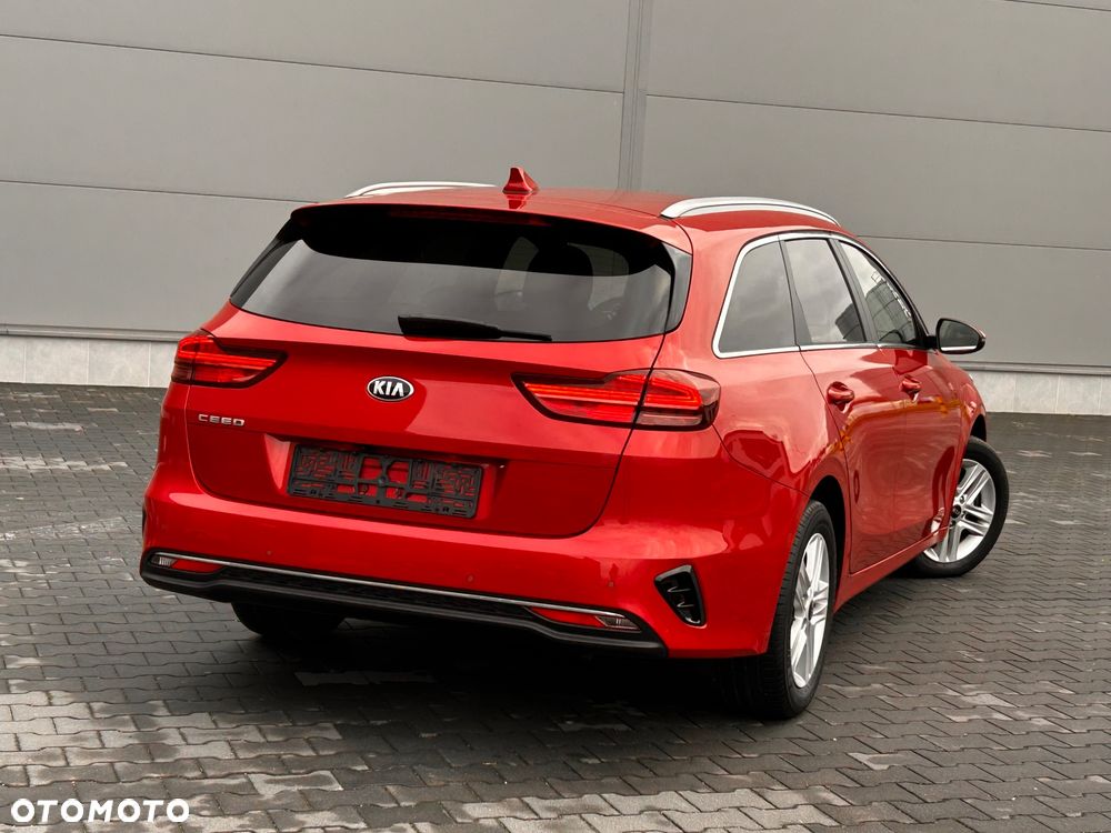 Kia Ceed 1.6 CRDi SCR L Business Line Plus DCT - 19