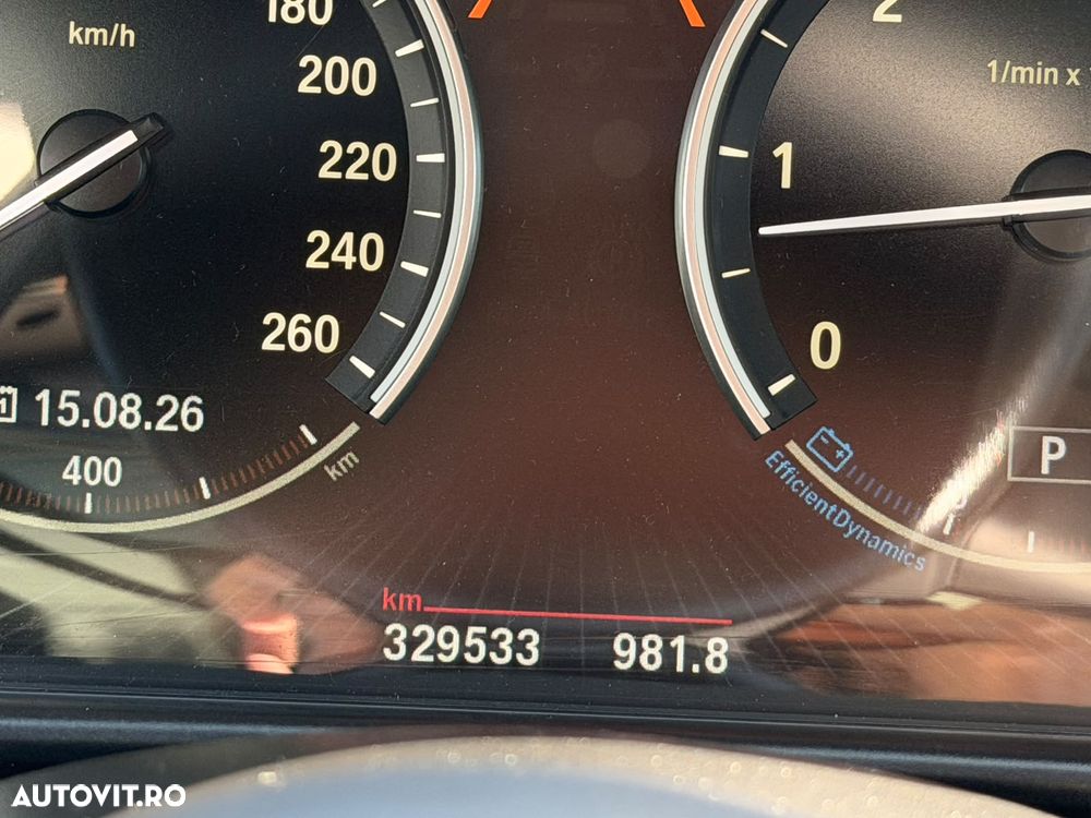 BMW Seria 5 530d Sport-Aut. Modern Line - 39