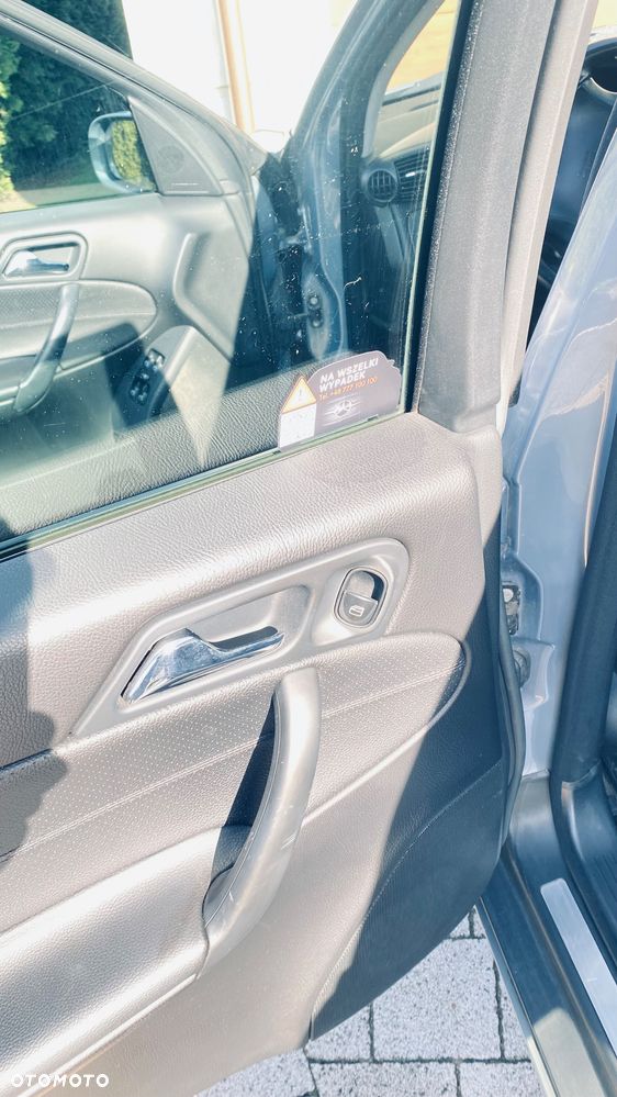 Mercedes-Benz Klasa C - 16