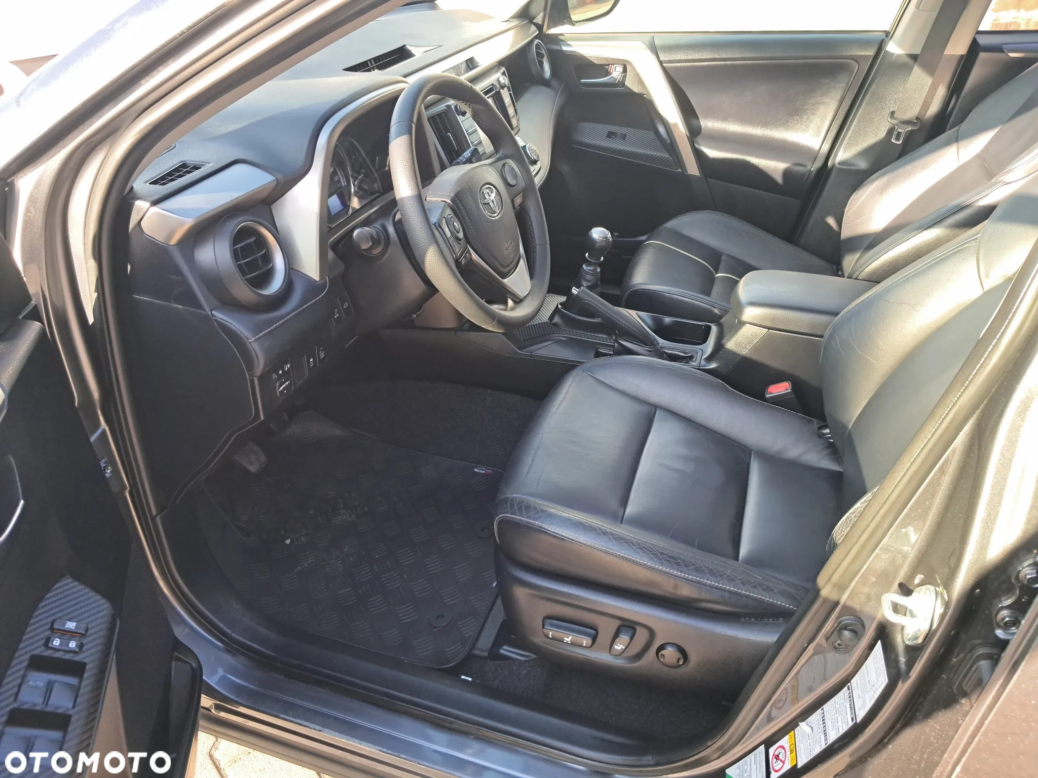 Toyota RAV4 2.2 D-4D 4x4 - 5