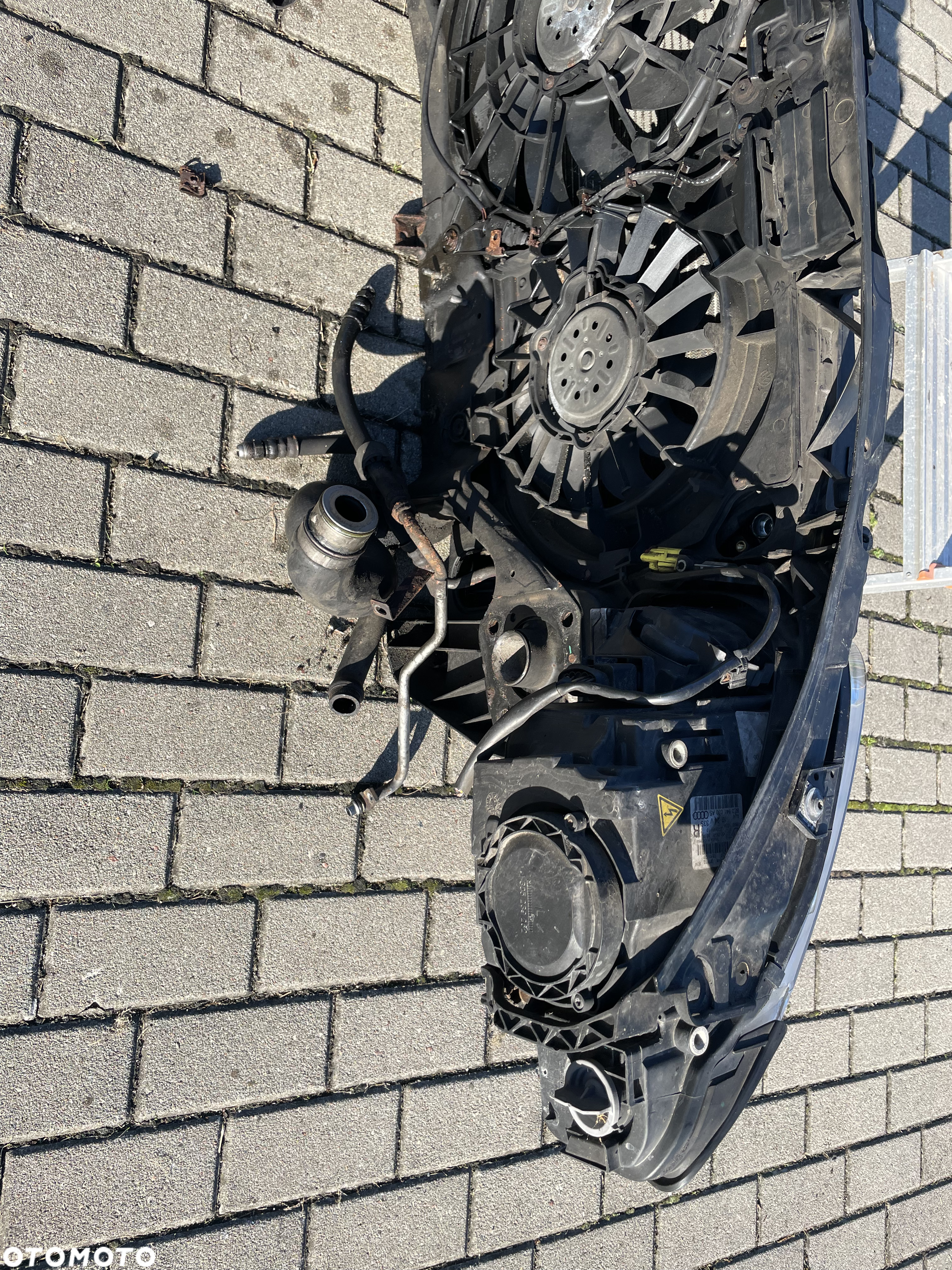AUDI A4 B7 PRZÓD KOMPLETNY BŁOTNIK LAMPA REFLEKTOR PAS PRZEDNI AUTOMAT 2,0TDI GRILL XENON LY9B - 9