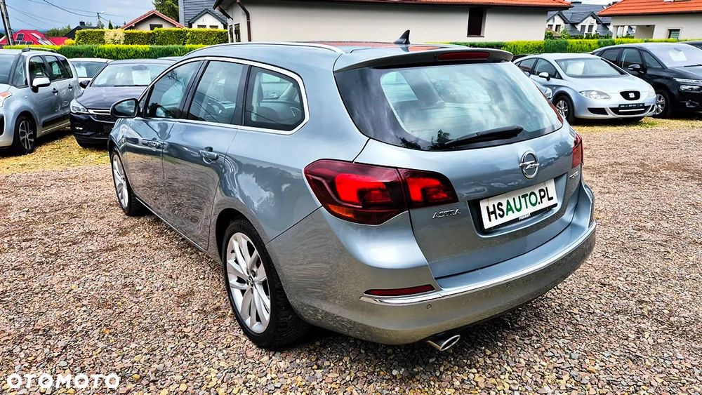 Opel Astra 1.4 T Cosmo - 16