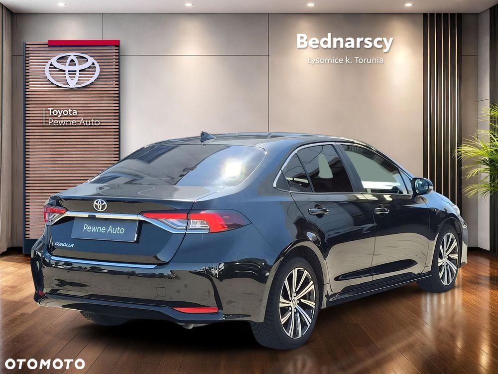 Toyota Corolla - 5