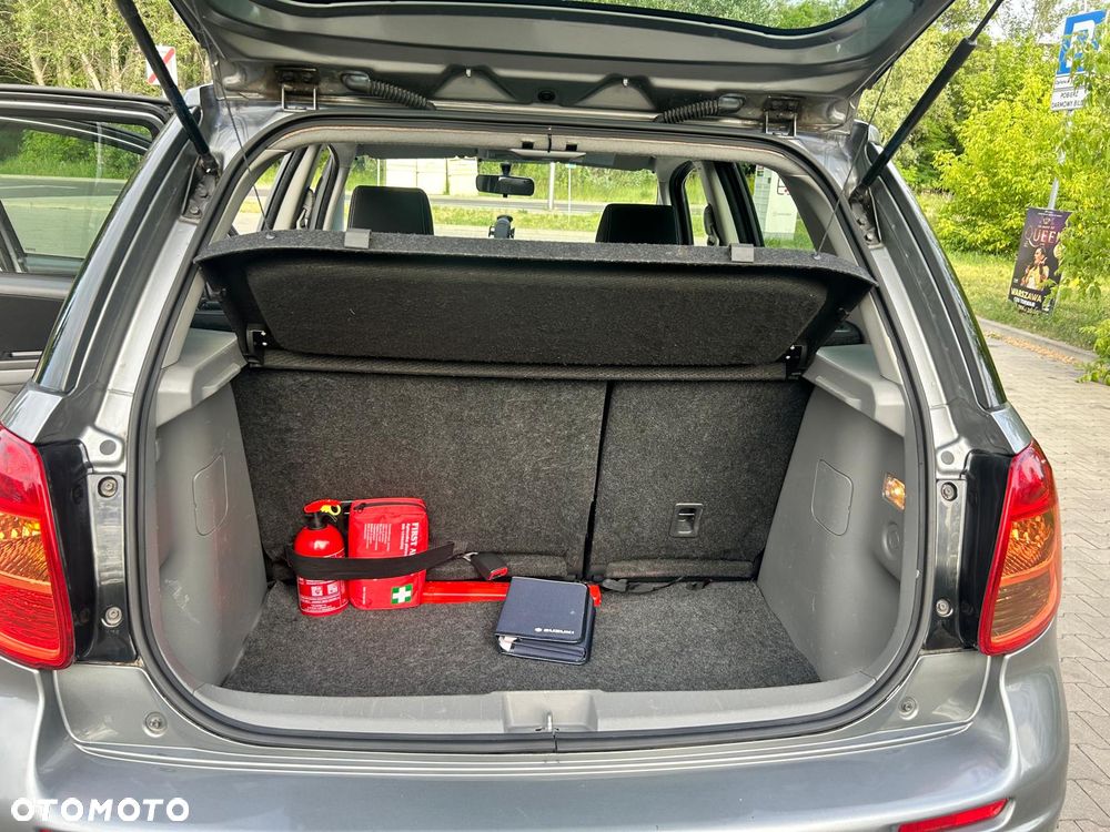 Suzuki SX4 1.6 Premium 2012 - 7