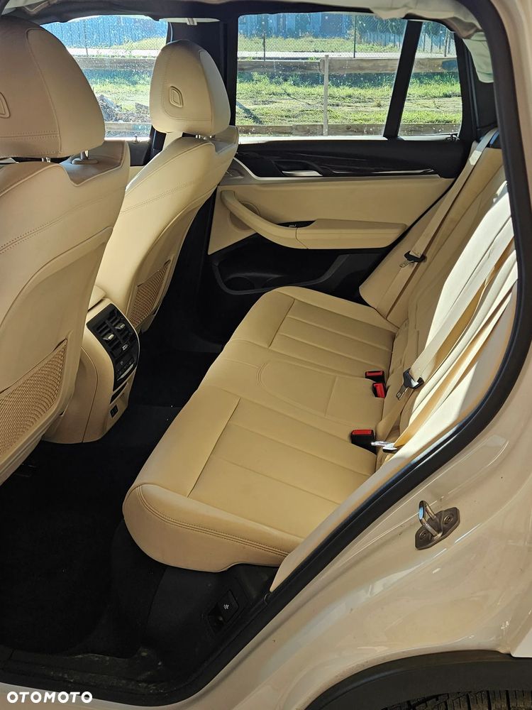 BMW X3 - 11
