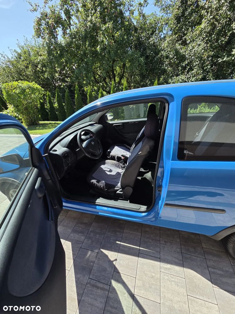 Opel Corsa - 15