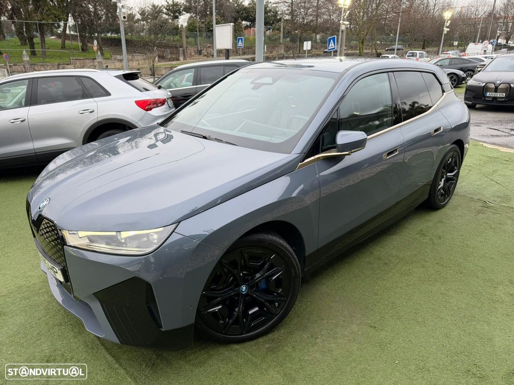 BMW iX xDrive 40 Pack Desportivo - 6