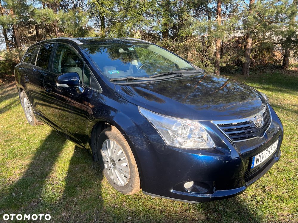 Toyota Avensis 2.0 D-4D Sol+NAVI - 1