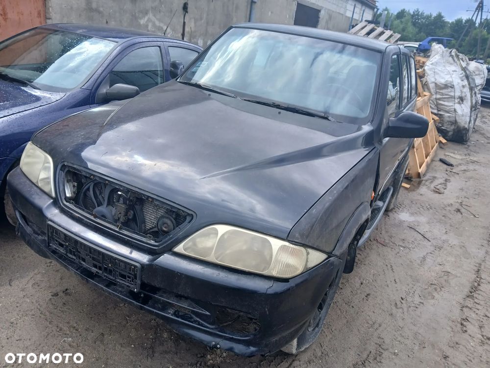ssanyong ssang yong musso silnik 2.3 16v m111 skrzynia sanki belka przód tył wahacz zacisk - 1