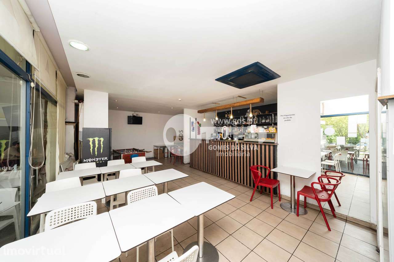 Loja afeta a restauração e bebidas em Azurém - Grande imagem: 2/20