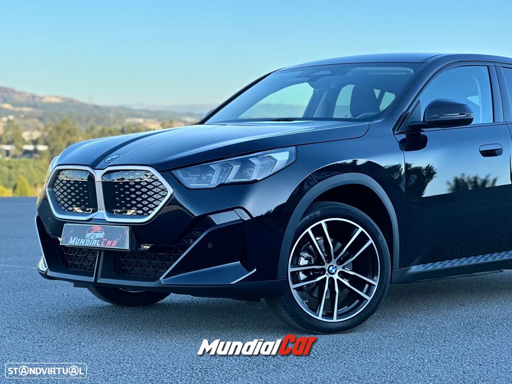 BMW iX2 eDrive20 - 28