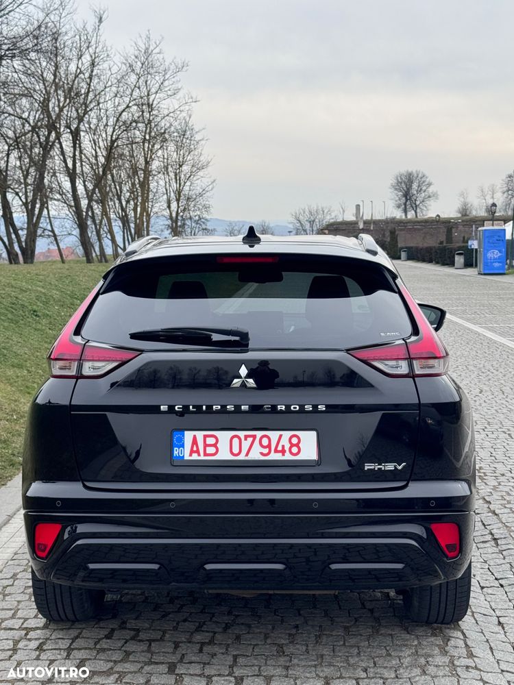 Mitsubishi Eclipse-Cross - 7