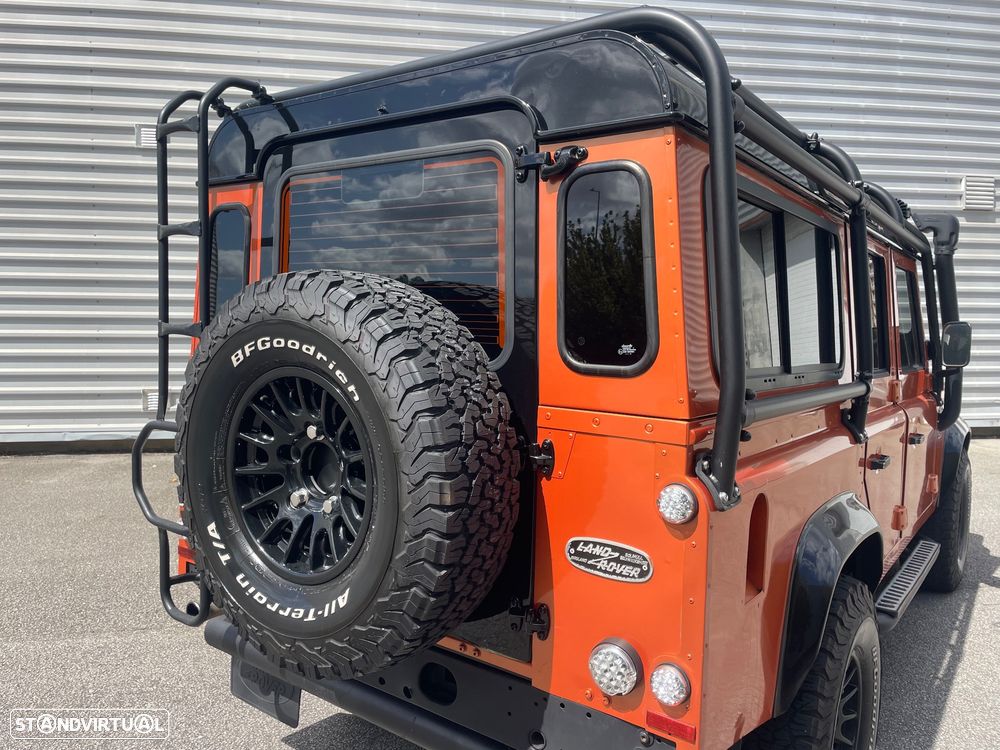 Land Rover Defender 110 Station Wagon Style - 13