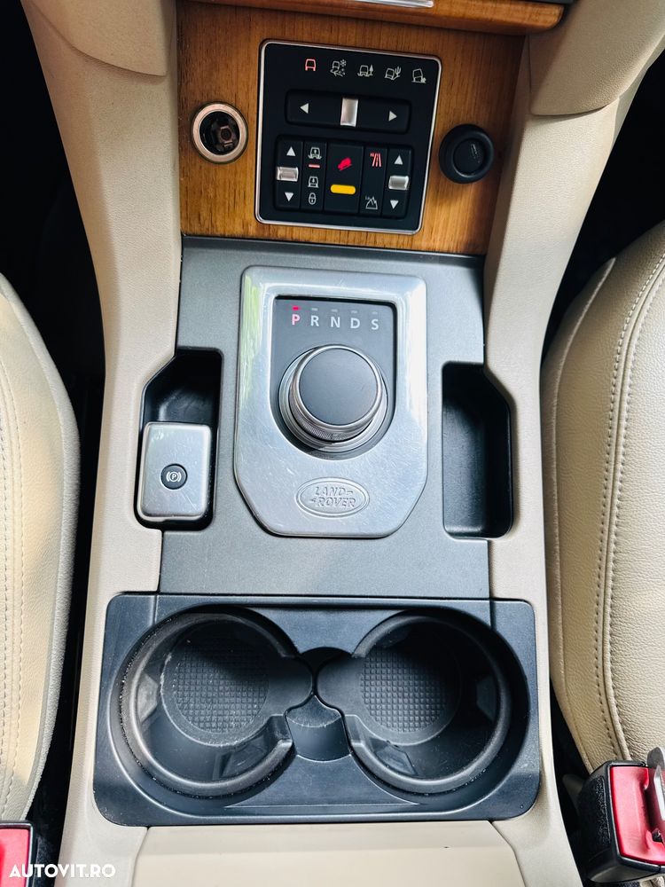 Land Rover Discovery 3.0 L SDV6 HSE Aut. - 35