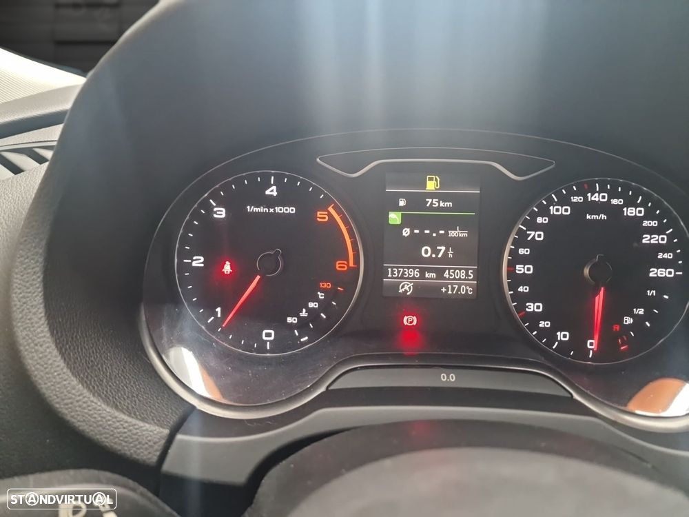 Audi A3 1.6 TDI (clean diesel) Ambiente - 6