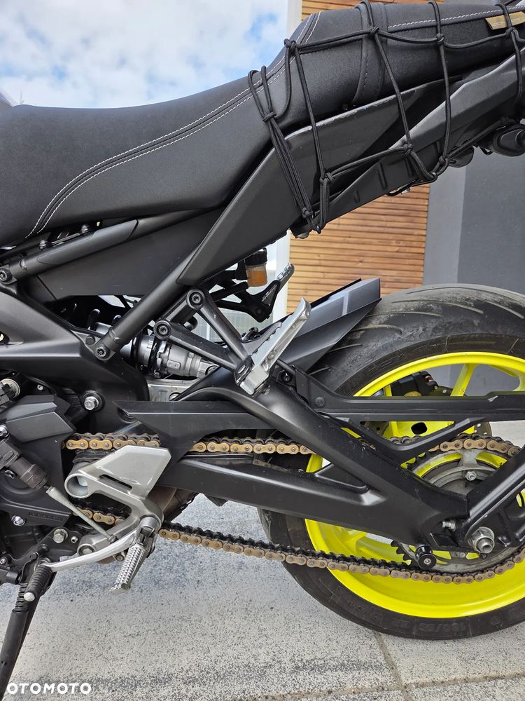 Yamaha MT - 22