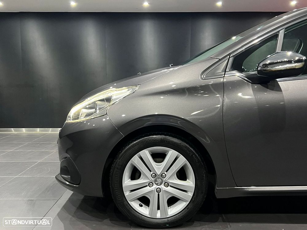 Peugeot 208 1.2 PureTech Allure - 3