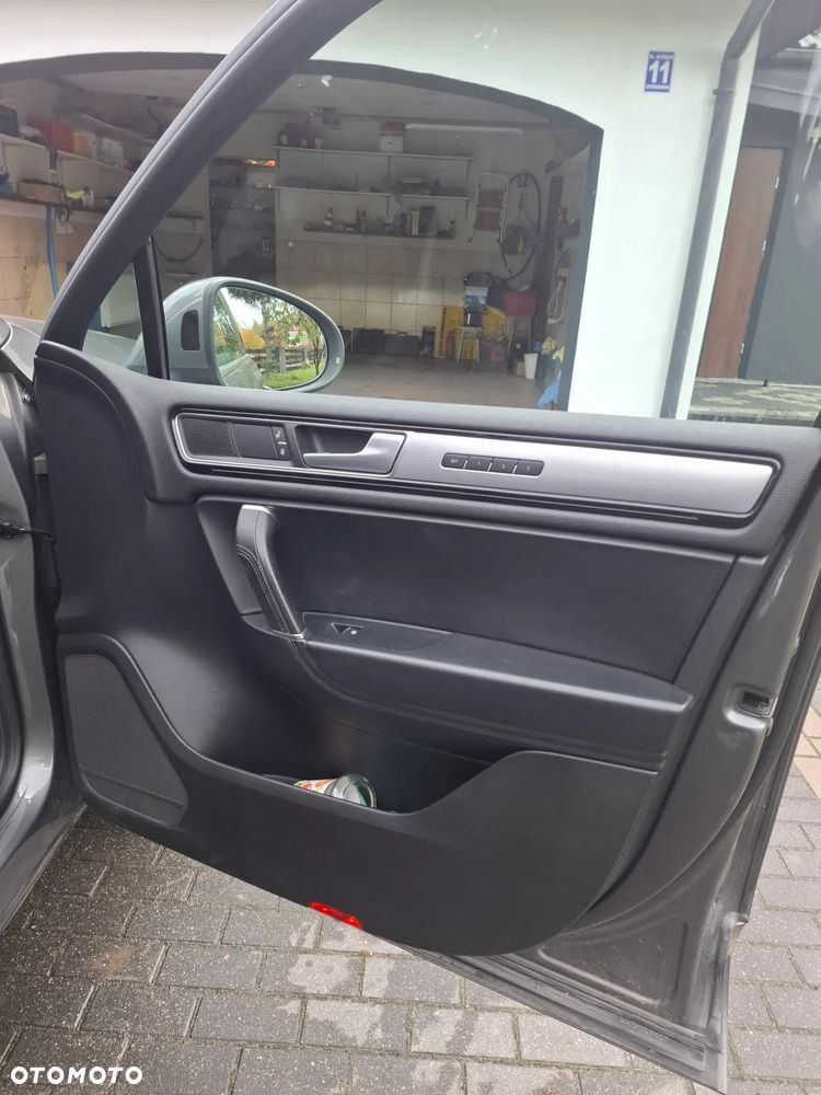 Volkswagen Touareg 3.0 V6 TDI SCR Blue Motion DPF Automatik Exclusive - 11