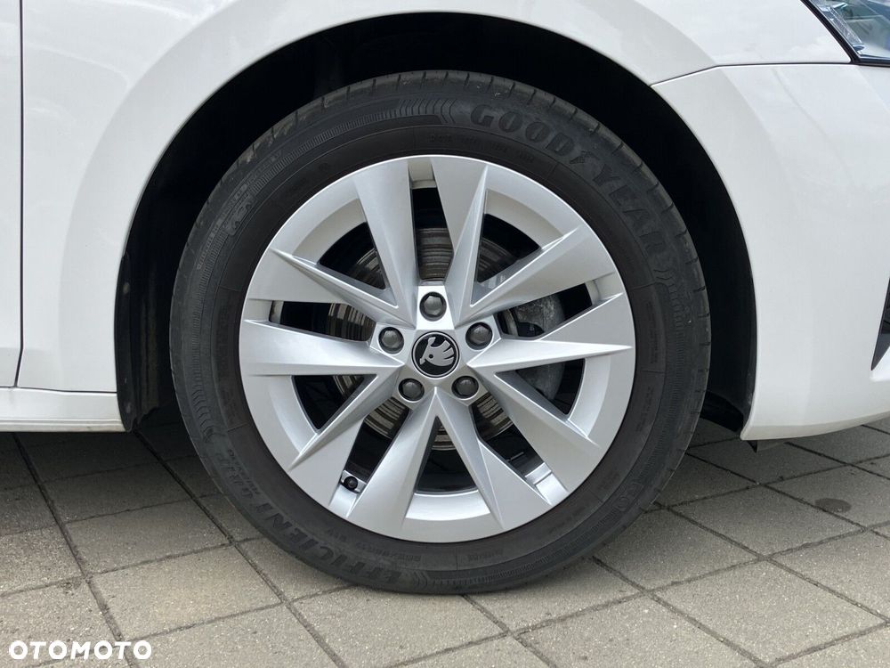 Skoda Octavia 1.5 TSI mHEV Edition 130 Selection DSG - 12