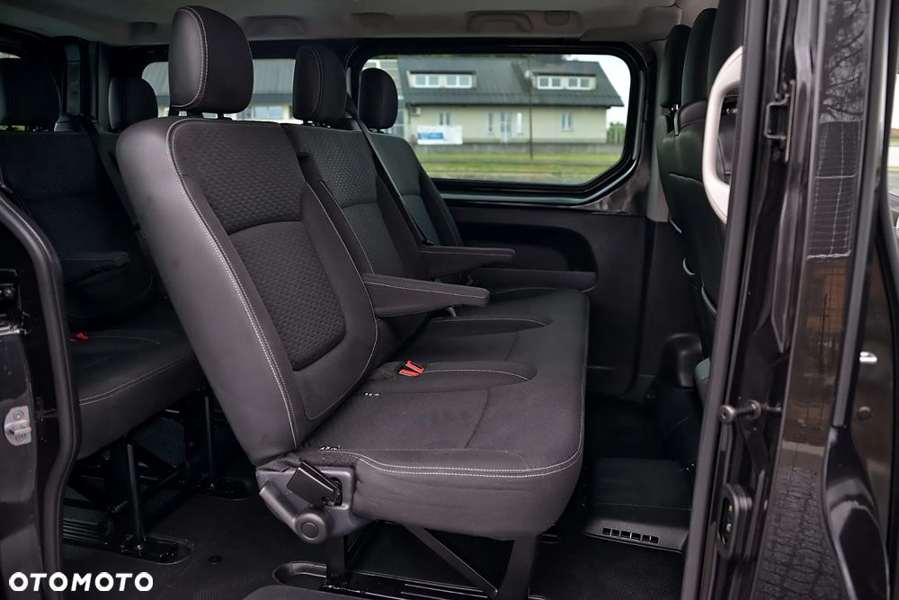 Opel Vivaro - 32