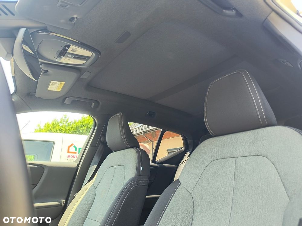 Volvo XC 40 B5 B AWD Geartronic RDesign - 36