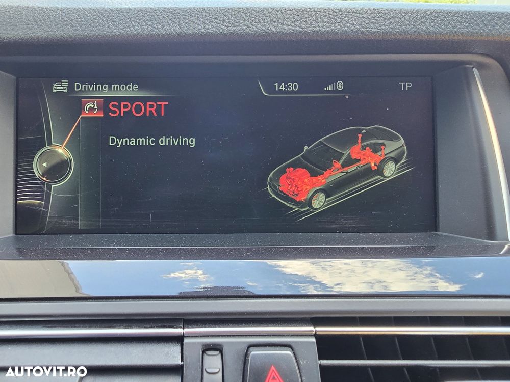 BMW Seria 5 520d xDrive - 24