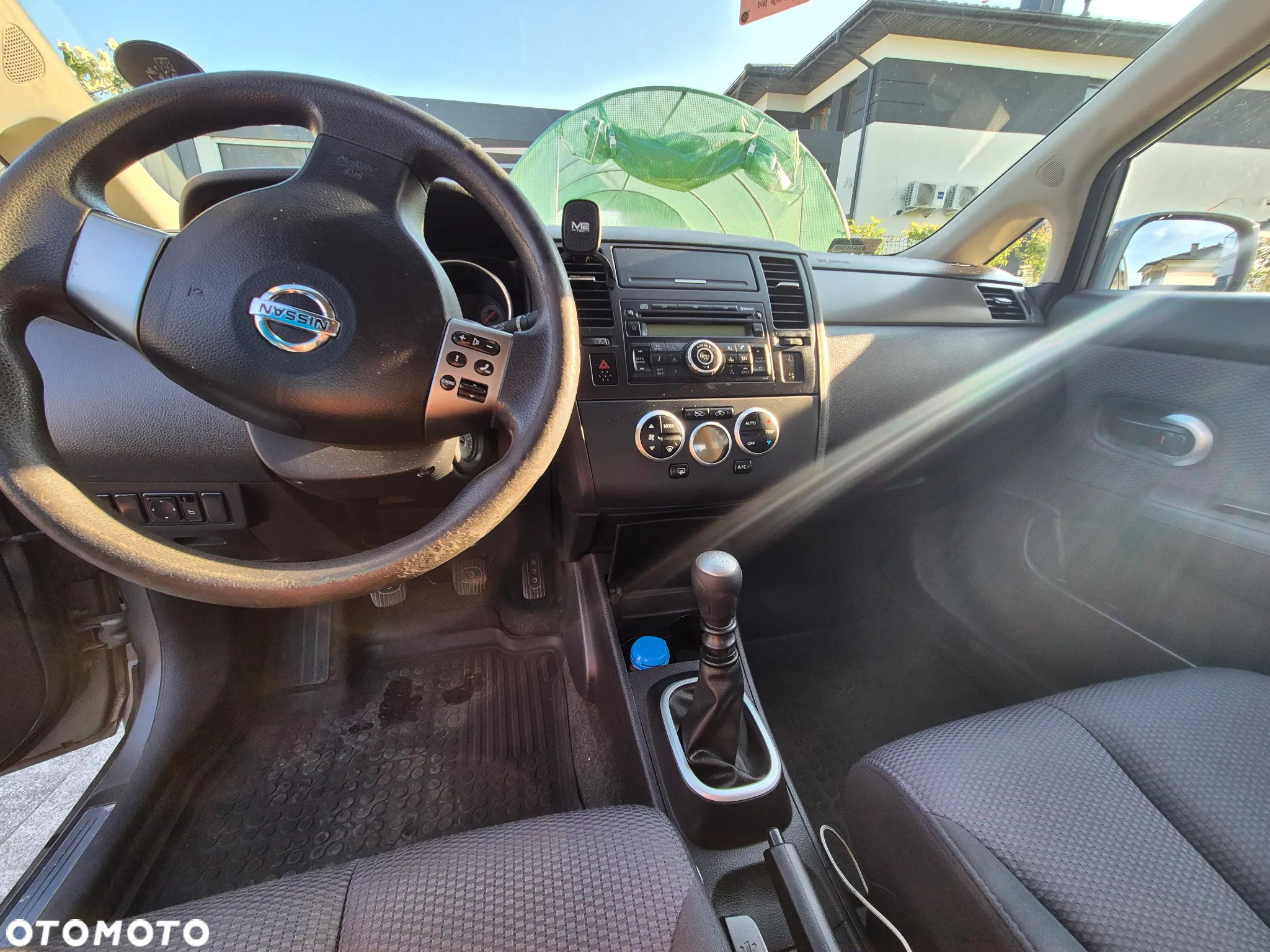 Nissan Tiida - 12