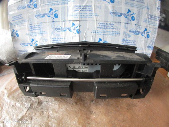 Display Relogio A2046800931 A2048204297 MERCEDES W204 CLASSE C 2008 220CDI 170CV 4P CINZA - 3