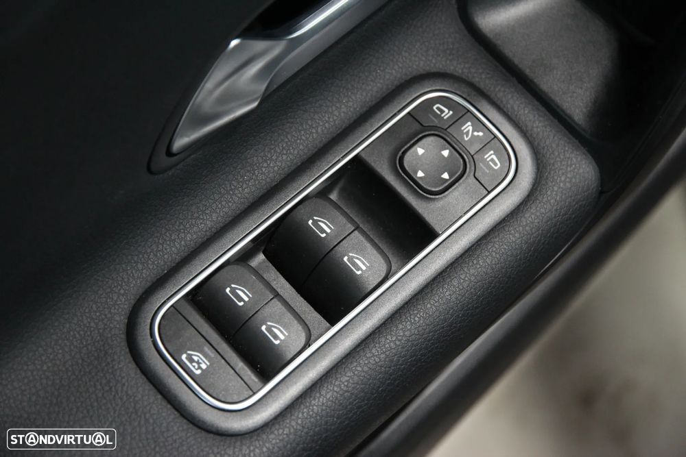 Mercedes-Benz A 250 e Style Plus - 12