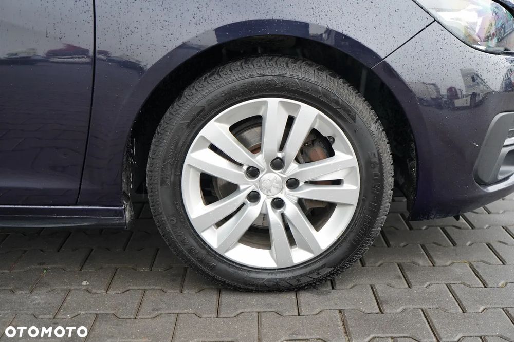 Peugeot 308 BlueHDi 130 EAT6 Stop & Start Active Business-Paket - 16