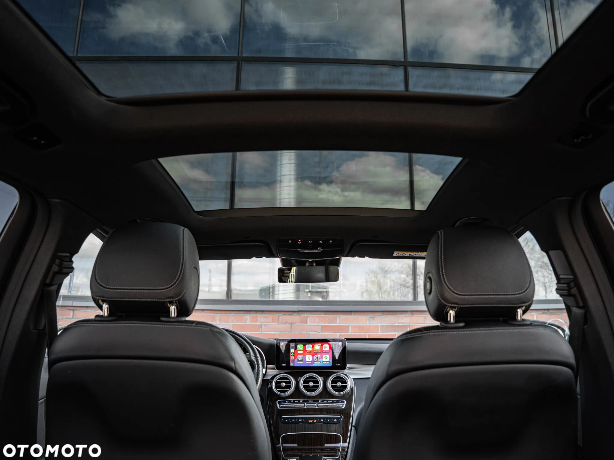 Mercedes-Benz GLC - 31
