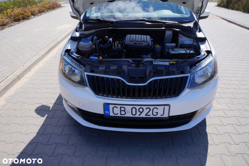 Skoda Fabia 1.0 Style Color - 16