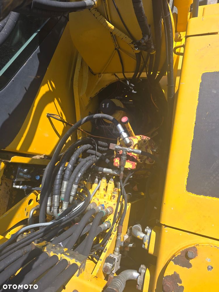Komatsu PW 160-7K - 6