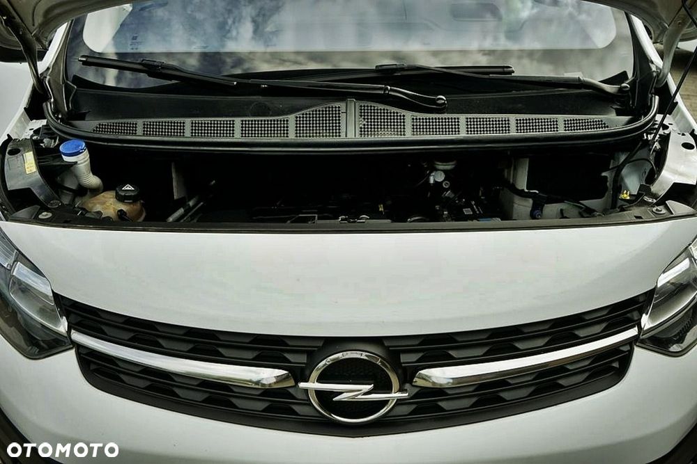 Opel Vivaro - 14