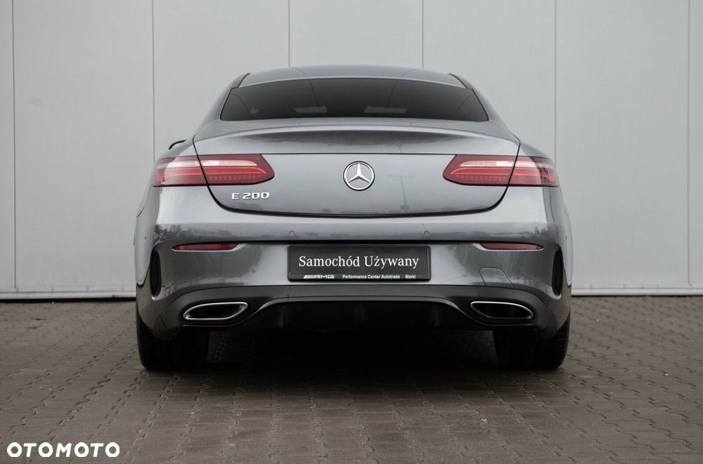 Mercedes-Benz Klasa E 200 9G-TRONIC - 9