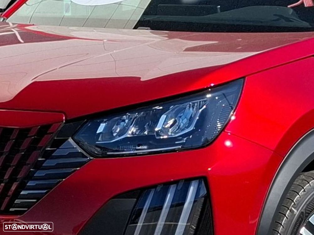 Peugeot 2008 1.2 PureTech Allure - 6