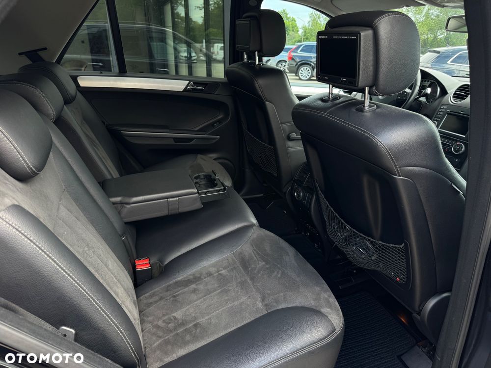 Mercedes-Benz ML - 19