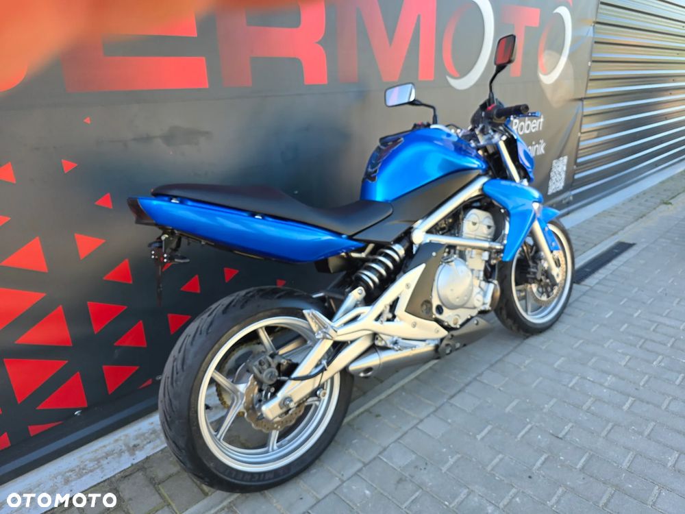 Kawasaki ER - 3