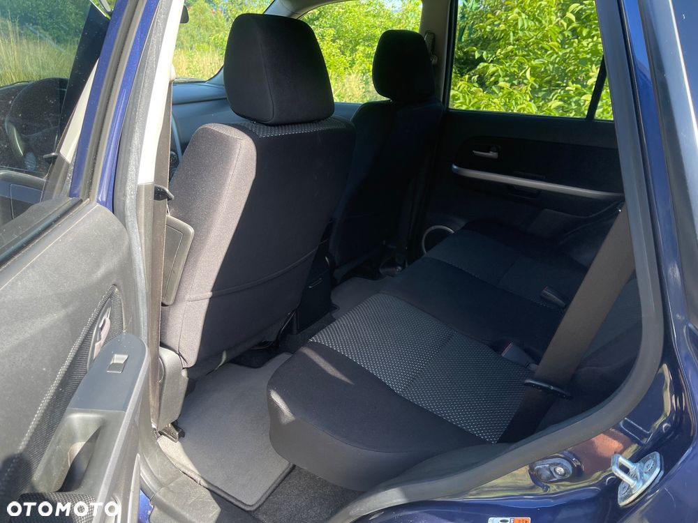 Suzuki Grand Vitara 1.9 DDiS Premium - 13