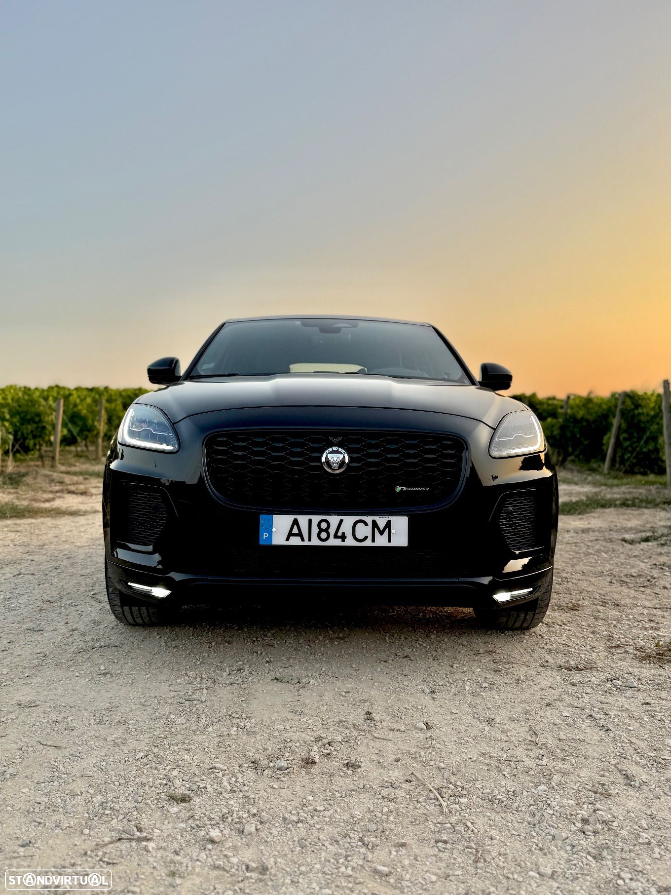 Jaguar E-Pace 1.5 P160 R-Dynamic Aut. - 1