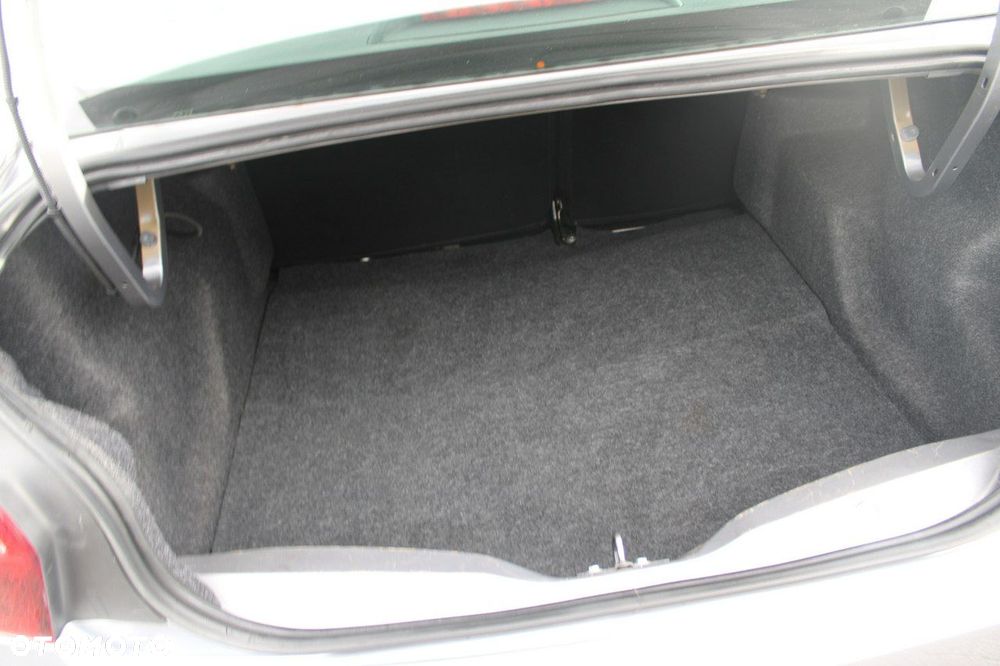 Citroën C-Elysée - 10