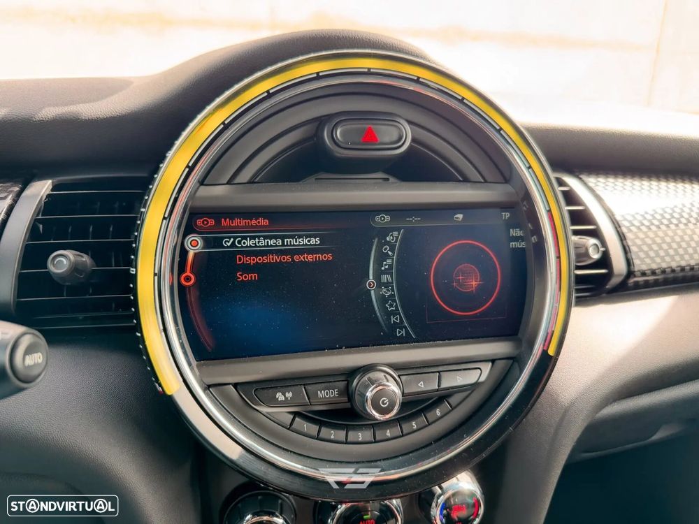 MINI 3 Portas John Cooper Works Auto Desportiva - 31