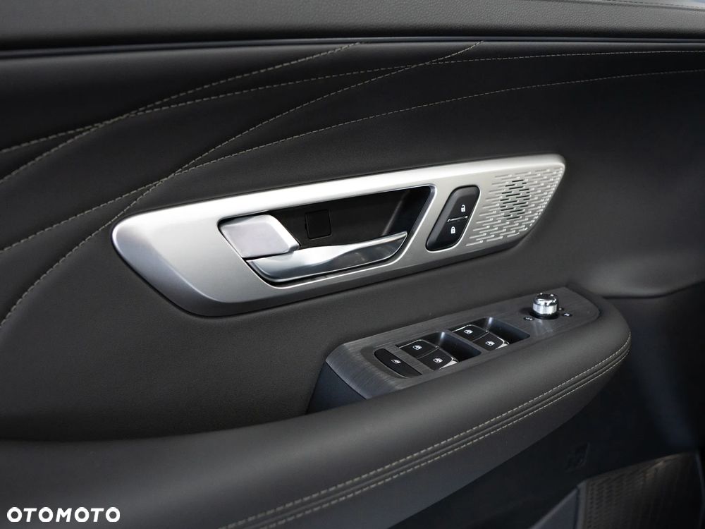 Dongfeng Huge 1.5T MachPower - 16