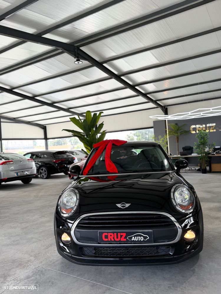 MINI 3 Portas One D - 32