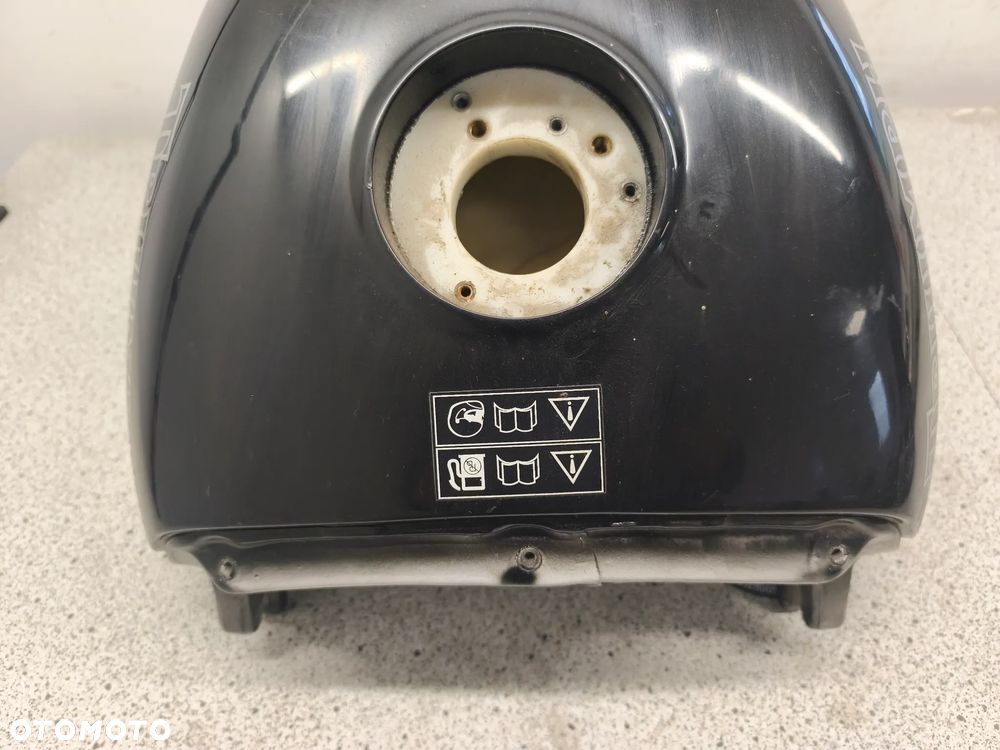 Bak, zbiornik paliwa Triumph Daytona 955i 955 - 14