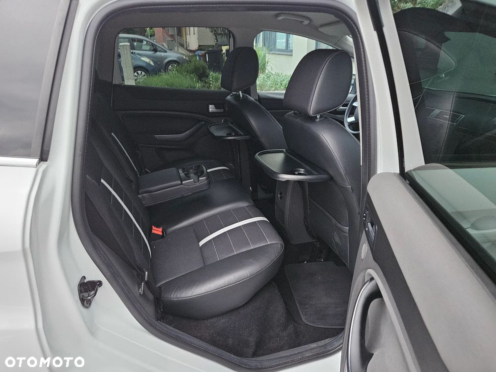 Ford Kuga 2.0 TDCi Titanium - 12