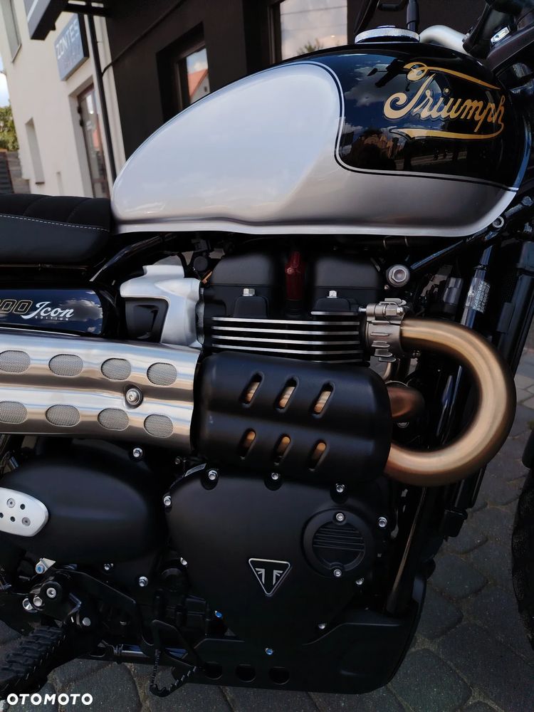 Triumph Scrambler - 10