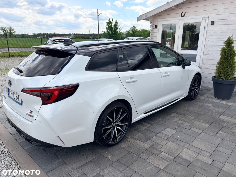 Toyota Corolla 2.0 Hybrid GR Sport Dynamic - 4