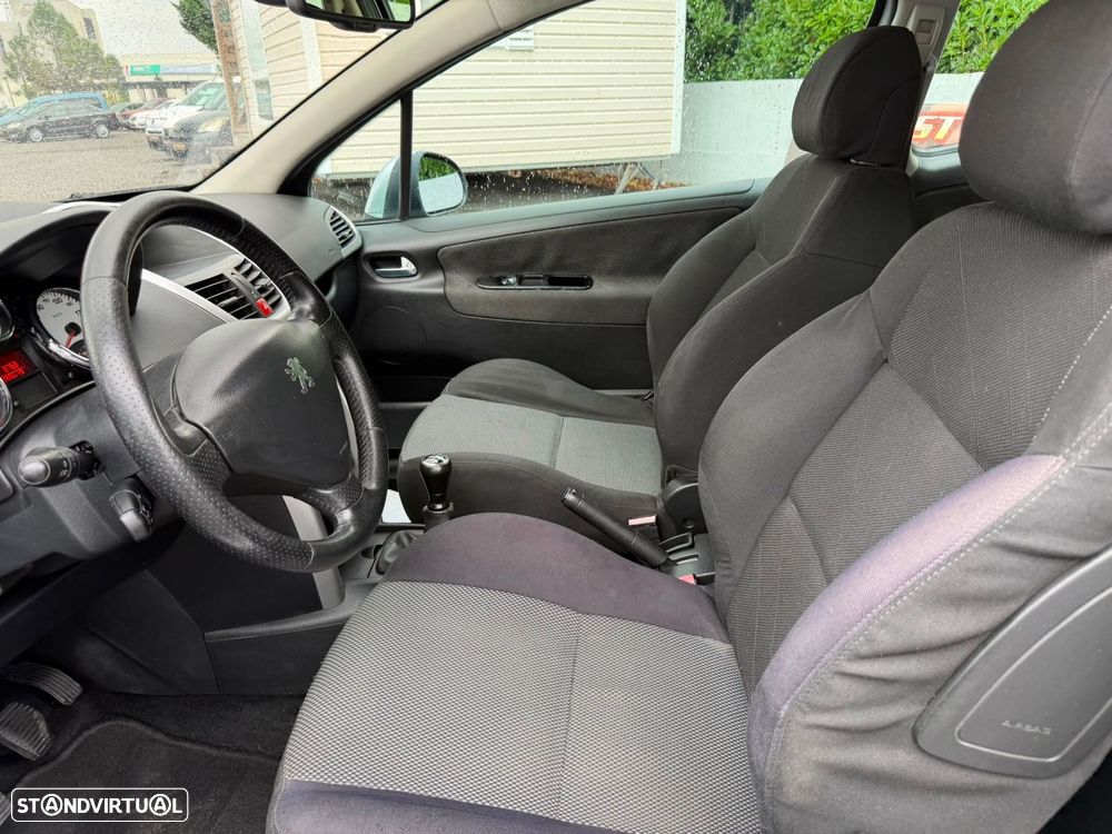 Peugeot 207 1.6 HDi Sport - 6