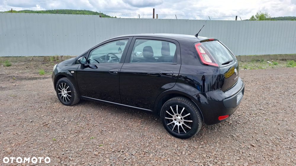 Fiat Punto Evo 1.4 8V Dynamic Start&Stop - 12